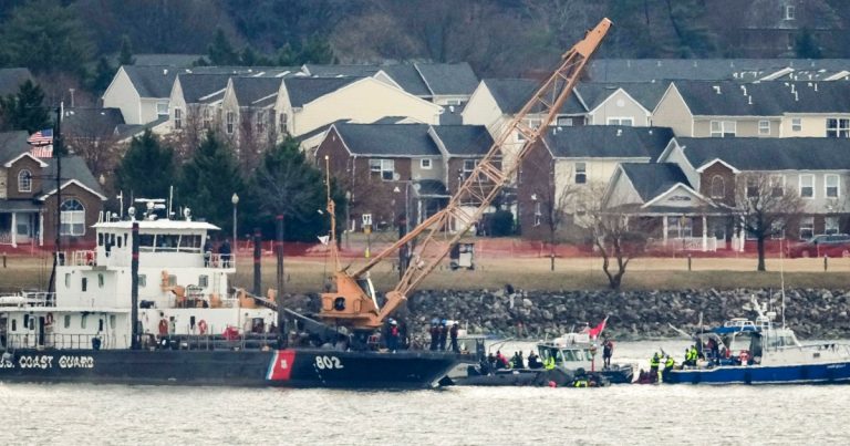 Investigators working to download data from helicopter, jet black boxes in crash over Potomac River