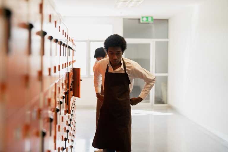 Florida Child Labor Laws: Bill Would Let 14-Year-Olds Work Overnight, End Required Meal Breaks For 16- And 17-Year-Olds