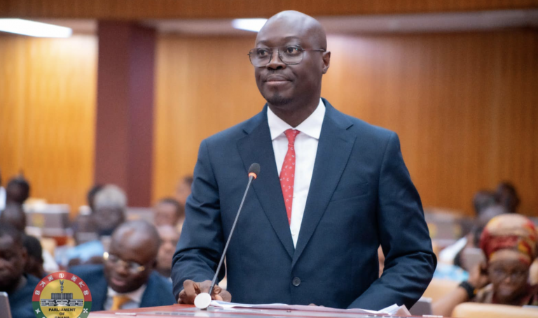 Finance Minister urges Parliament to support 2025 budget for economic growth