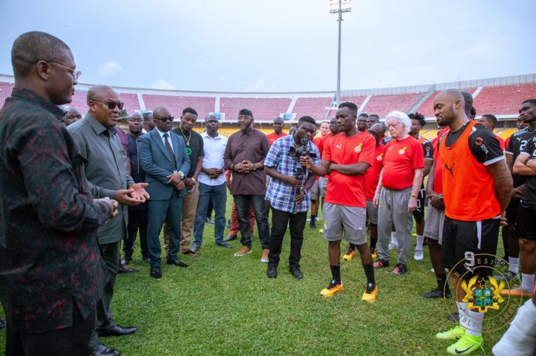 Photos: Mahama visits Black Stars during training session ahead of Chad clash