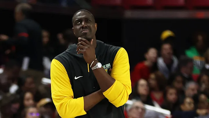 HBCU News – HBCU HC wins Coach of the Year award after taking SEC job