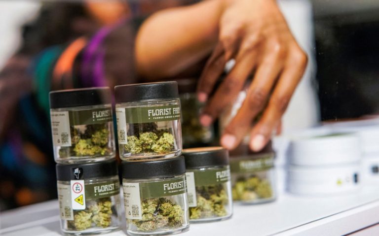 Michigan Tells Dispensaries To Snitch On Customers